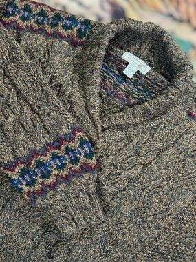 Vintage Tricots St. Raphael 100% Wool Chunky Cable Hand Knit Shawl Sweater Brown
